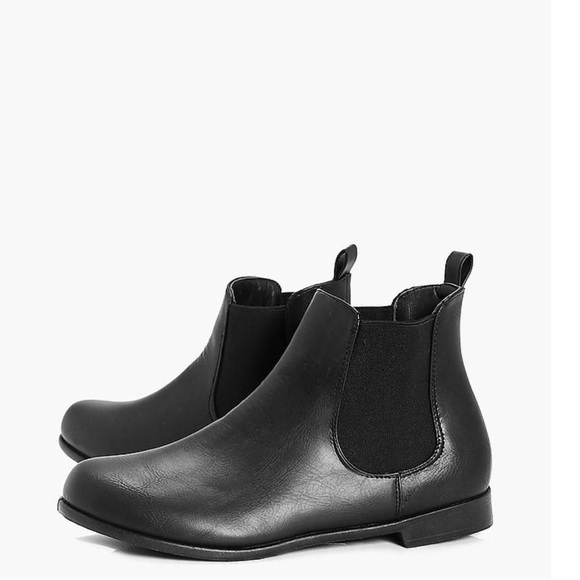 boohoo flat chelsea boot